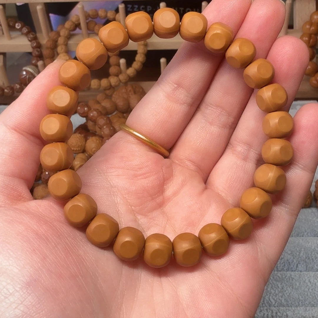 猴头核桃吊坠五的标 六方