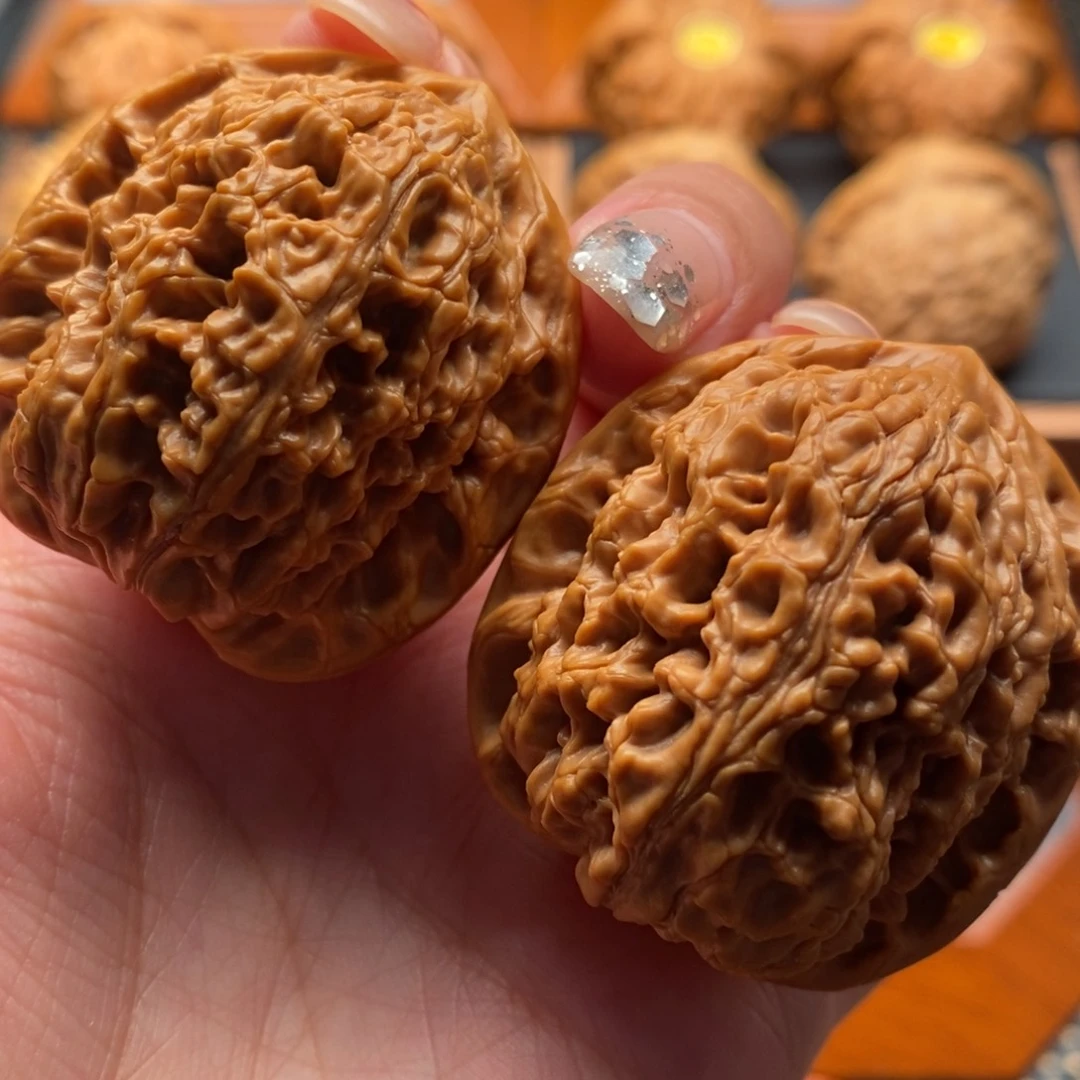 文玩核桃把件39尺寸水龙纹