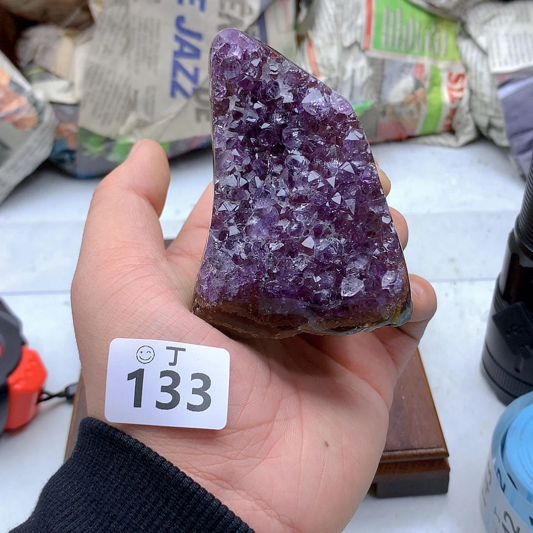 紫晶大型摆件（非配饰）未镶嵌