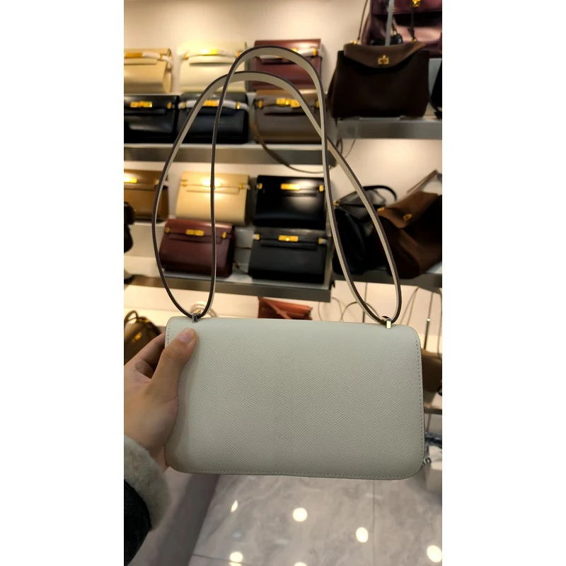 YUSHA/高档白色横版阿康银扣手提包-80593