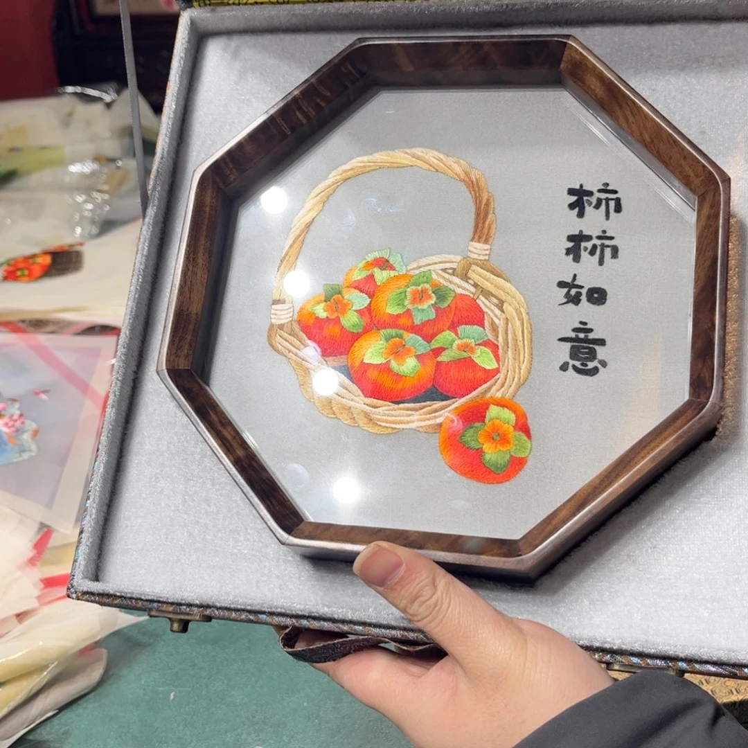 暗***月织绣纯手工制作的一款游戏机游戏