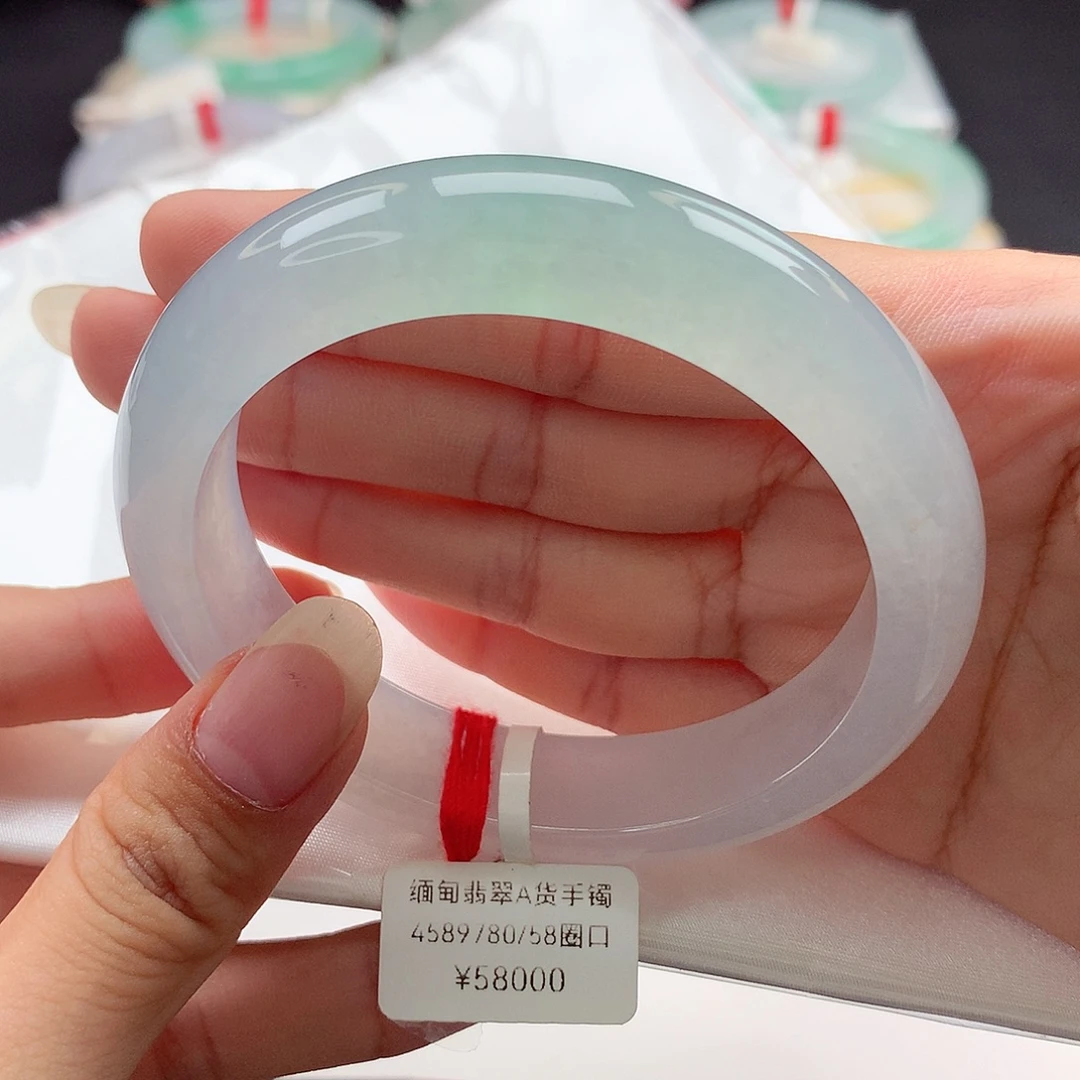 未镶嵌手镯翡翠58圈口