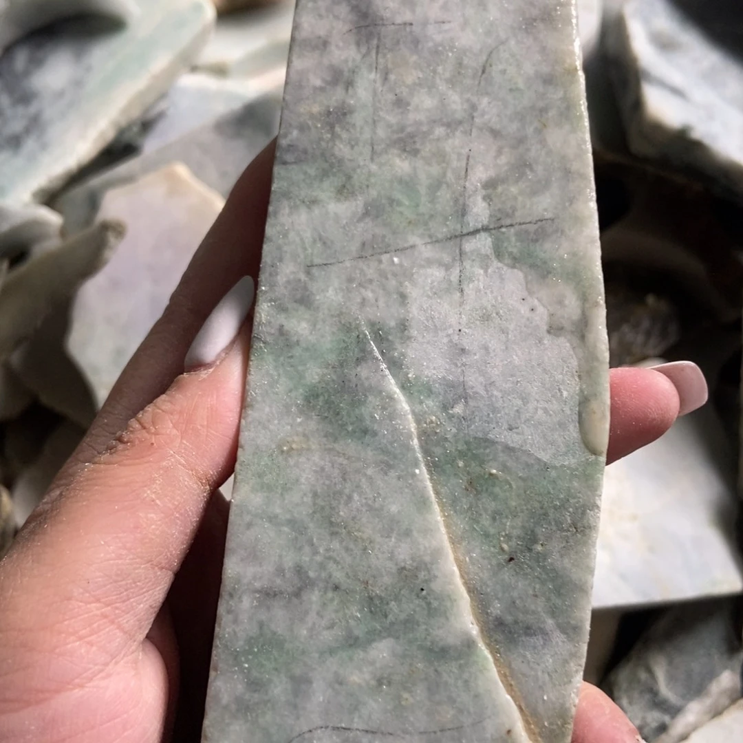 翡翠未镶嵌挂件天然翡翠