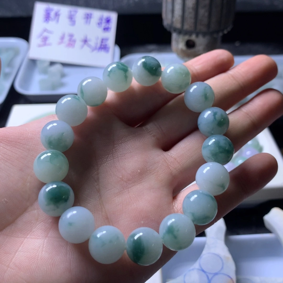 未镶嵌定制翡翠新号福利，卡12+全飘花糯化手串，种老肉细