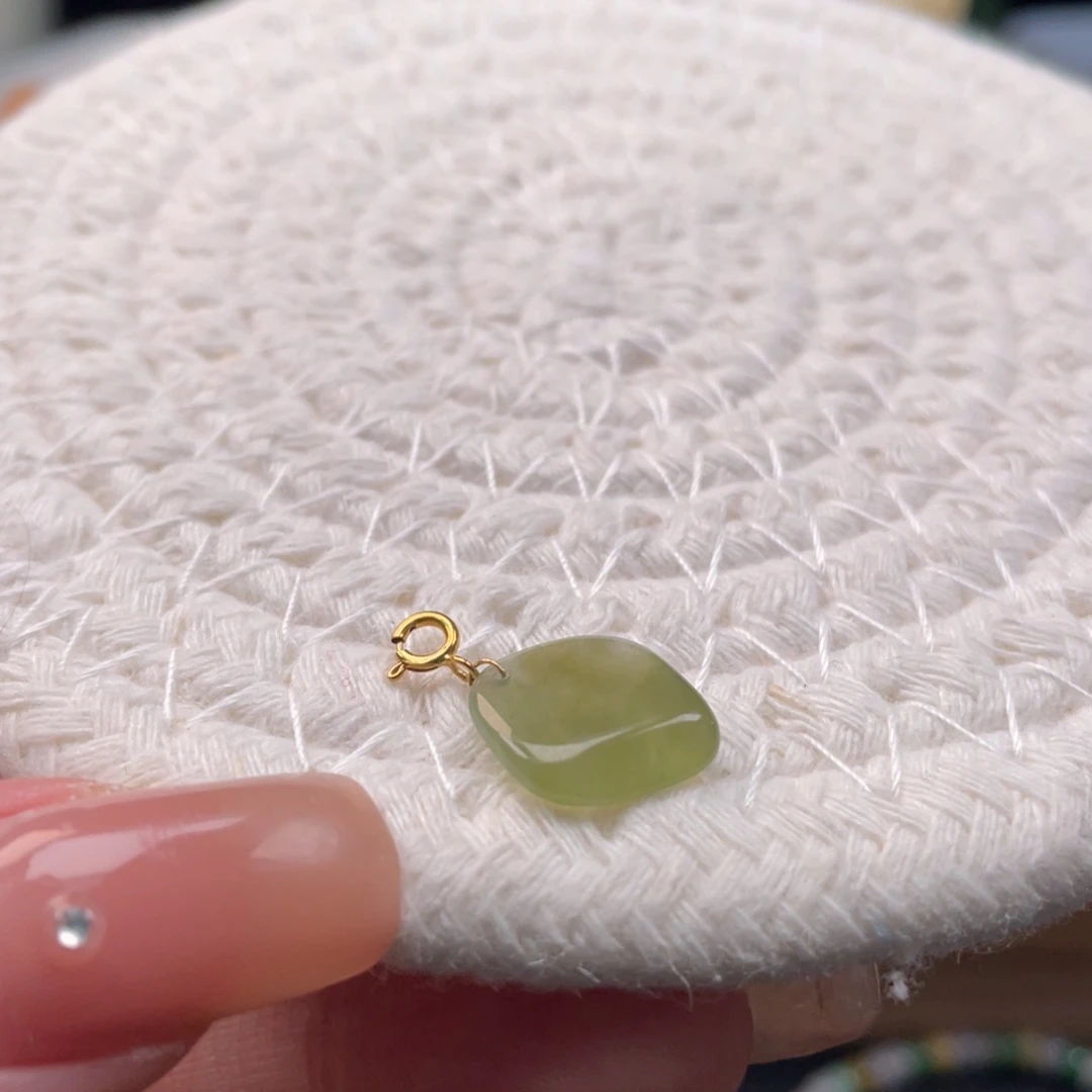 未镶嵌定制翡翠天然缅甸翡翠a货冰秋香黄随形提溜