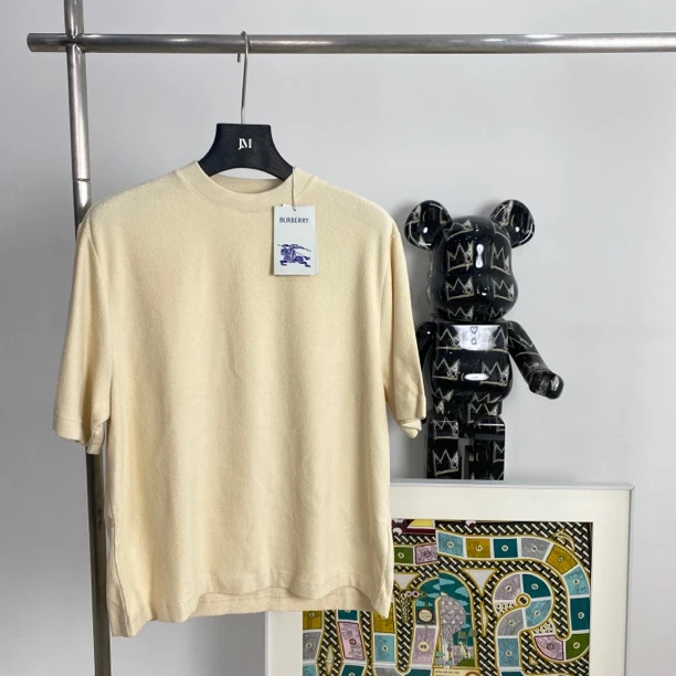 未使用 BURBERRY/博柏利 4945/4182米白色战马短袖T恤/XS码/S码