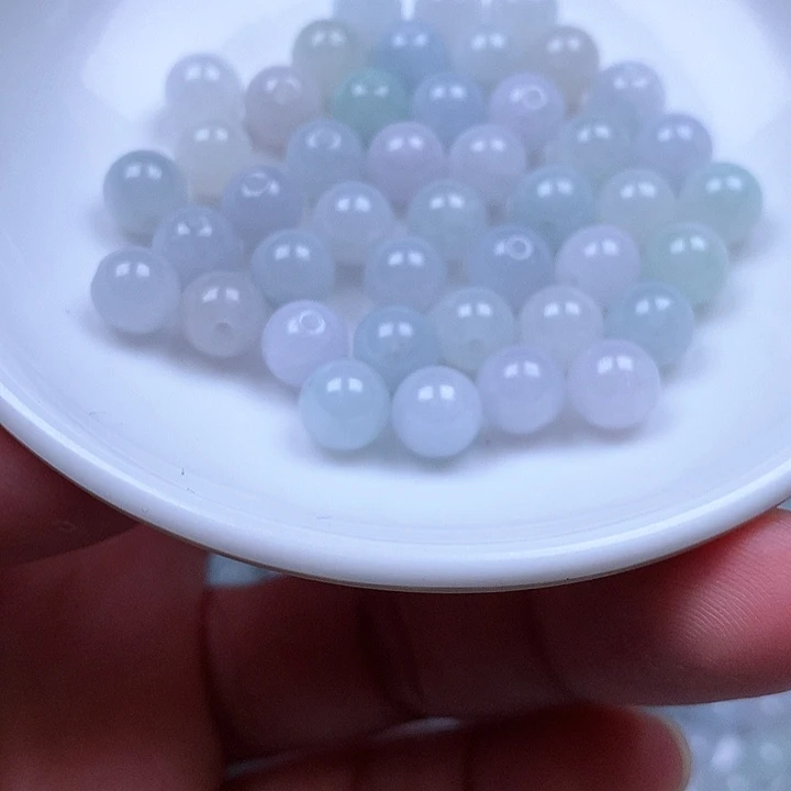 翡翠散珠翡翠翡翠卡7.6。 50颗75