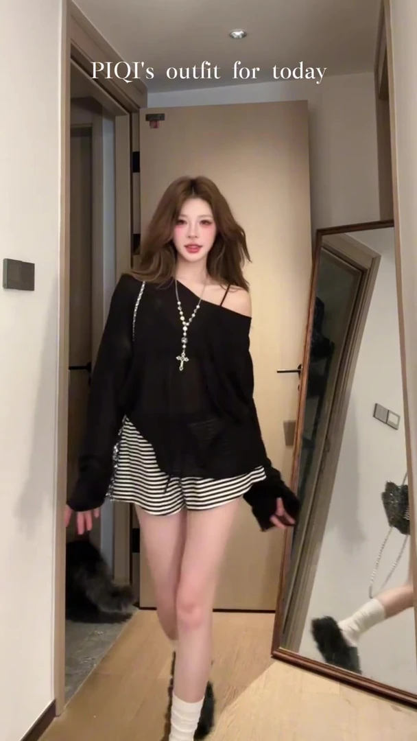 2025早秋新款INS风长袖时尚拼接上衣时尚套装条纹百搭短裤套装