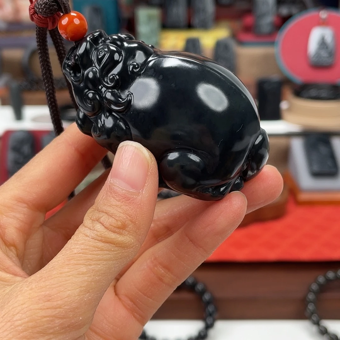 和田玉未镶嵌把件特价