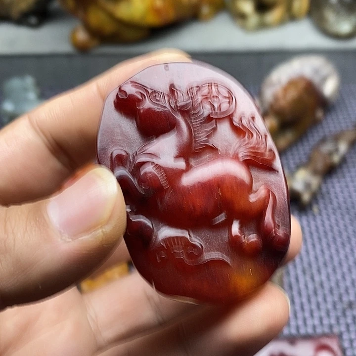 蛇纹石玉合金颈饰