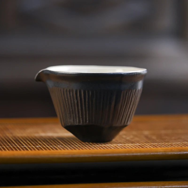 【小田甄陶】条纹墨语-倾川-公道杯-160ml（Q6754）