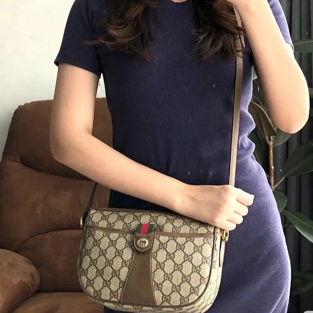 95新 GUCCI/古驰 M/古驰斜挎/19022单肩