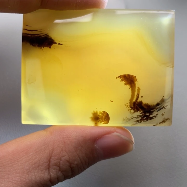 玛瑙/玉髓颈饰未镶嵌清**扇