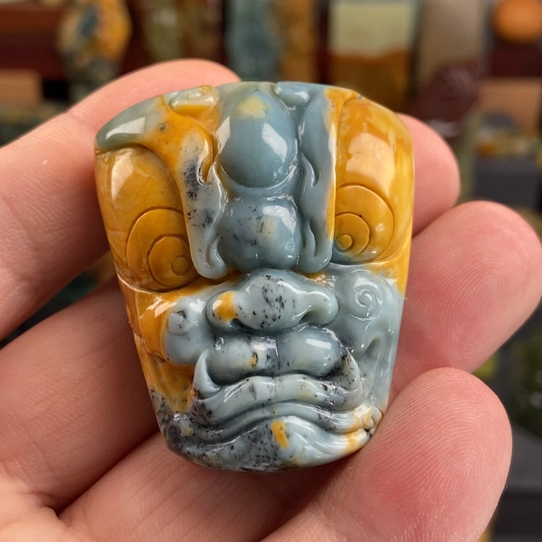 岫玉未镶嵌手把件