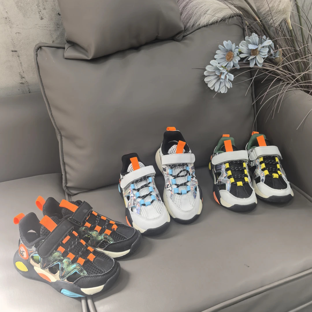 D10 L110新款时尚运动童鞋