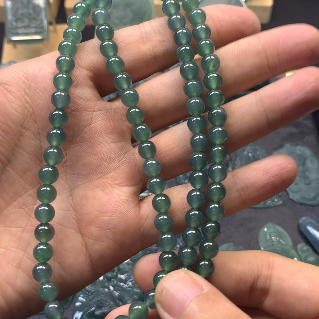 翡翠未镶嵌颈饰翡翠未镶嵌颈饰珠链