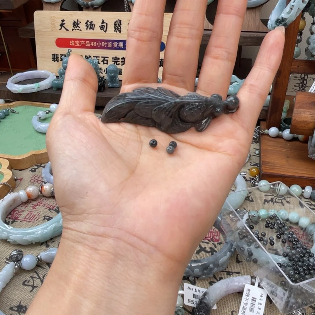 颜***未镶嵌手链翡翠项链