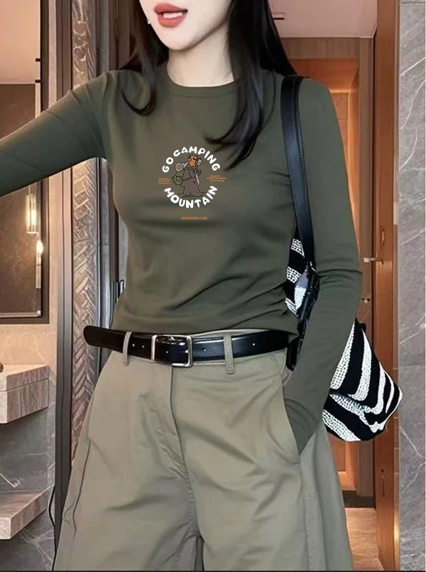 纯色圆领简约通勤显瘦军绿小众长袖T恤女秋冬复古宽松上衣服大码