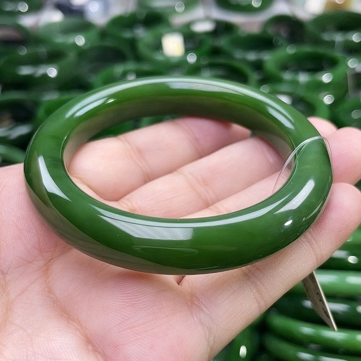 未镶嵌手镯和田玉（碧玉）