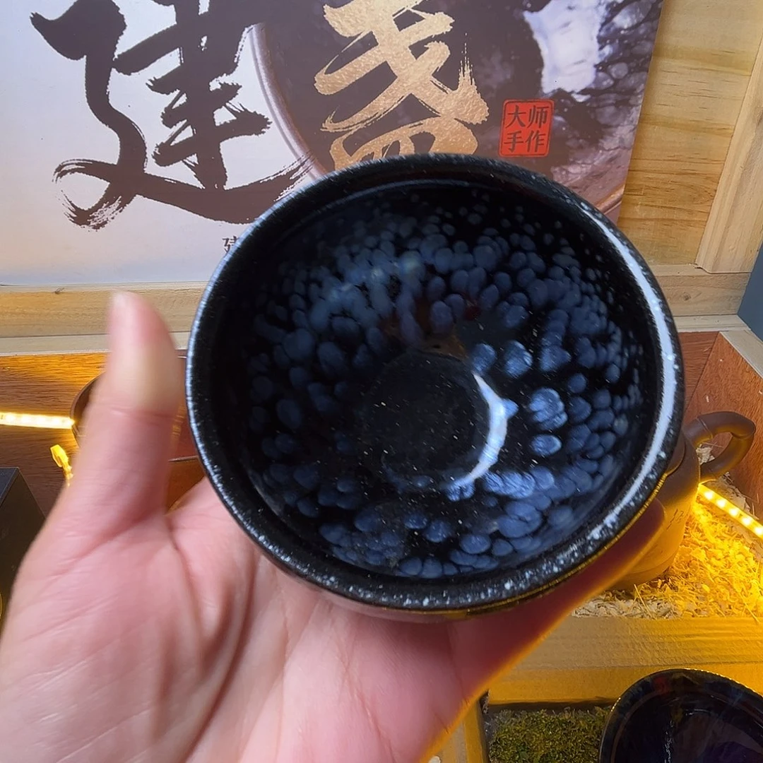 茶盏我想说这不是个正常女