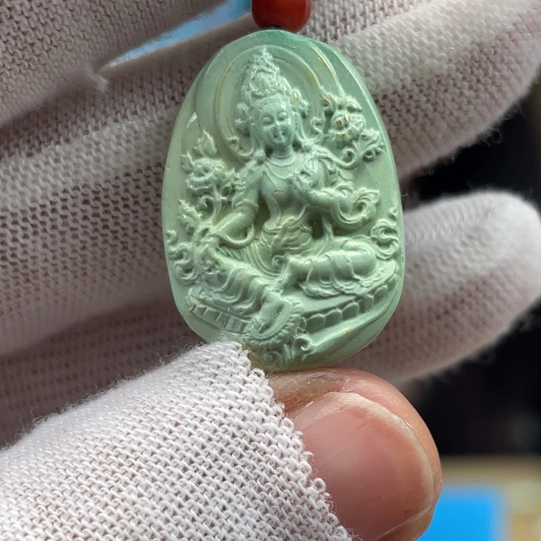绿松石未镶嵌挂件