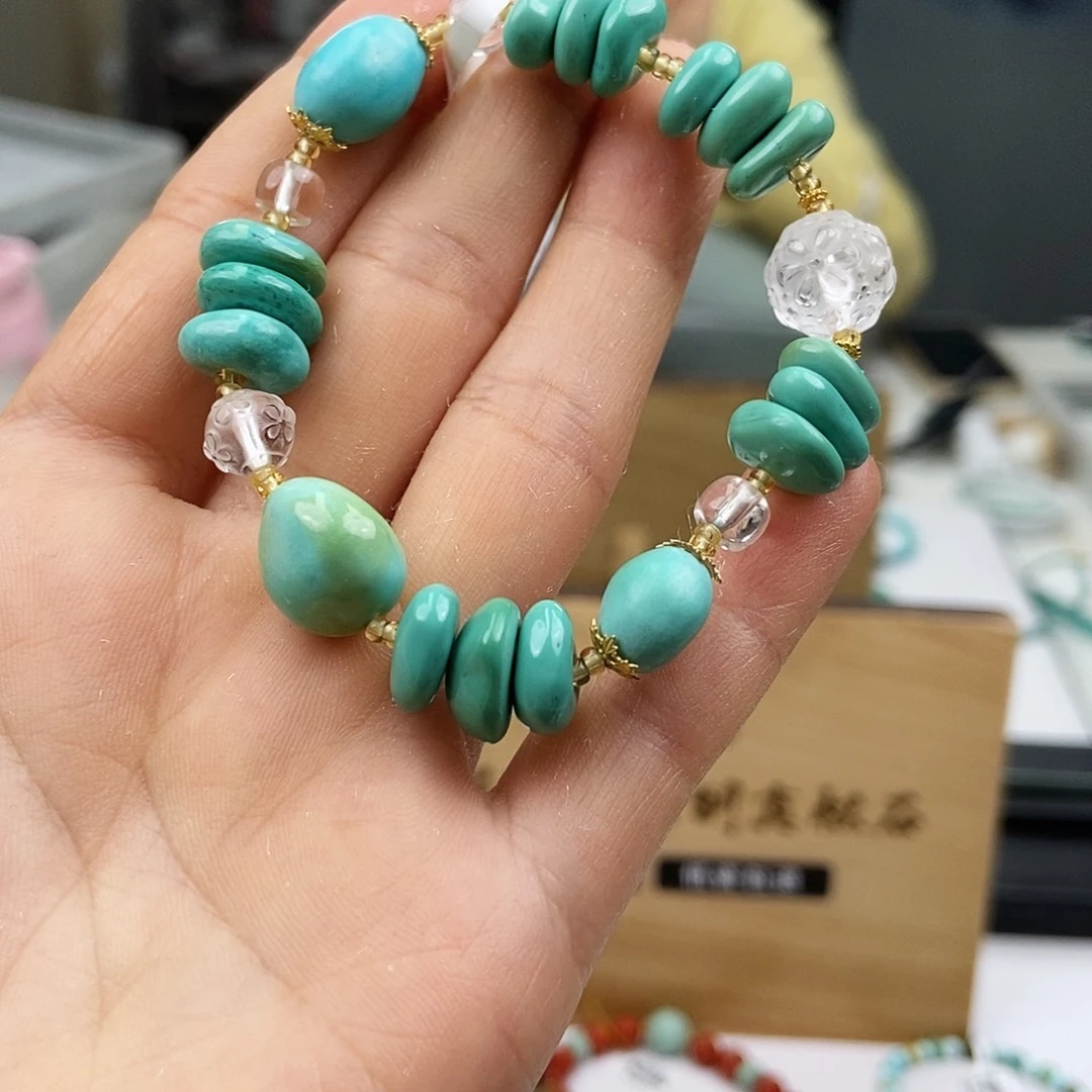 未镶嵌绿松石珠宝奇石