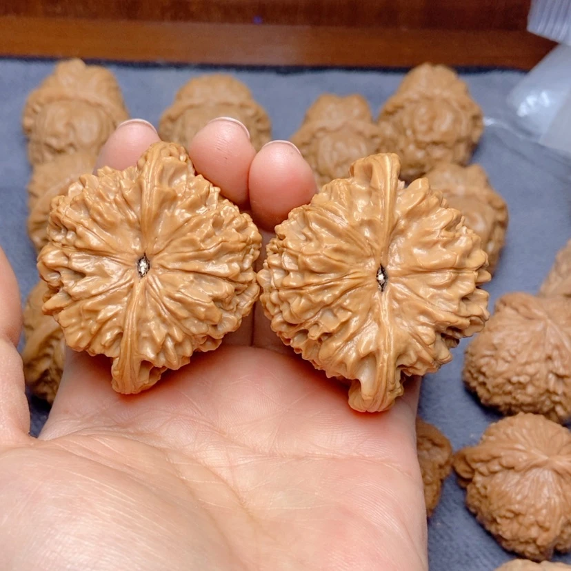 【闪购商品】文玩核桃吊坠五**海官帽51