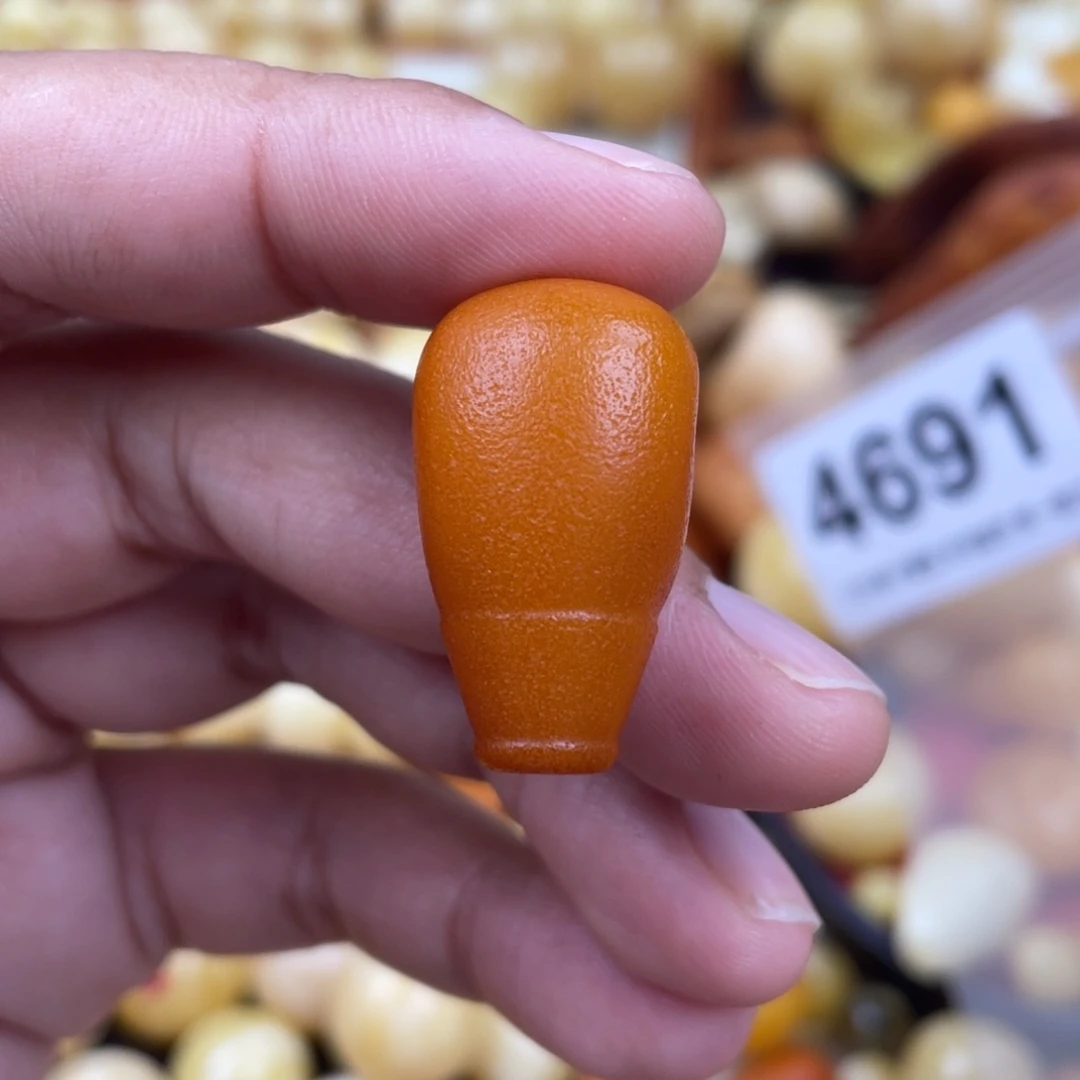 未镶嵌蜜蜡珠宝奇石16