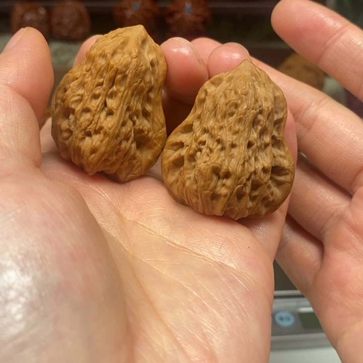 文玩核桃吊坠葫芦
