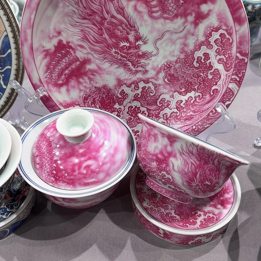 记***海瓷片景德镇瓷器精品陈列