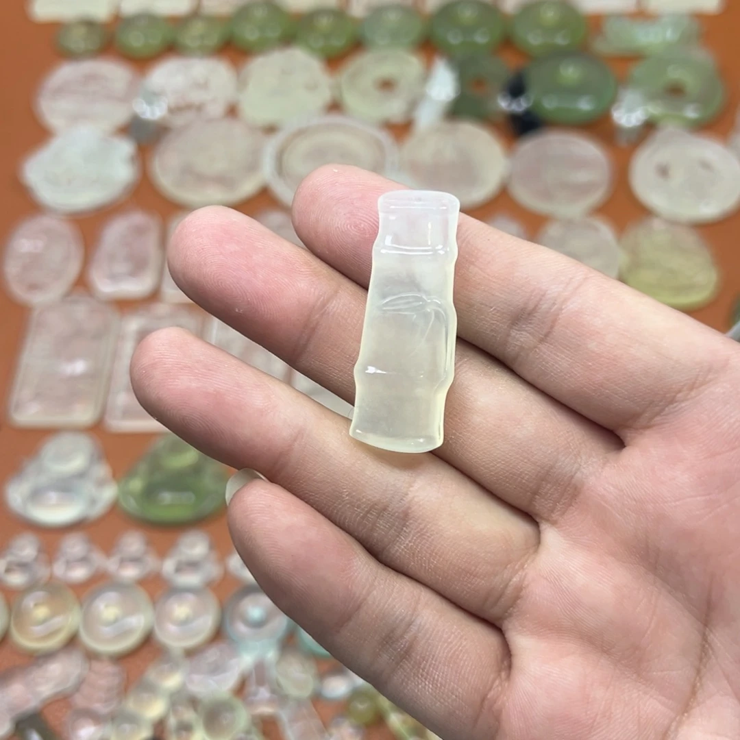 蛇纹石玉未镶嵌多样性随机发一