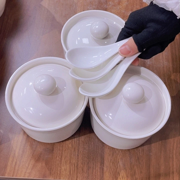 白瓷餐盘餐盘餐盘