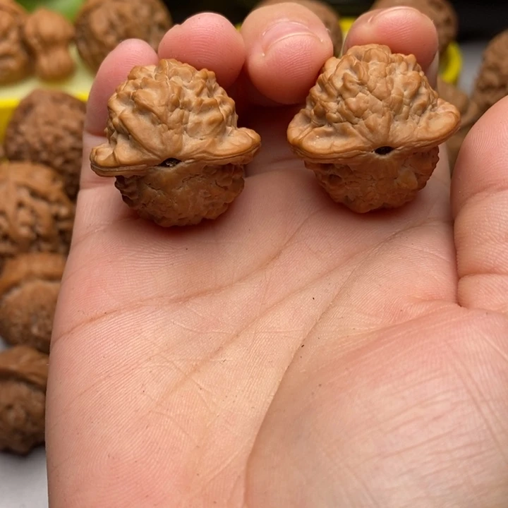 吊坠文玩核桃小金鱼