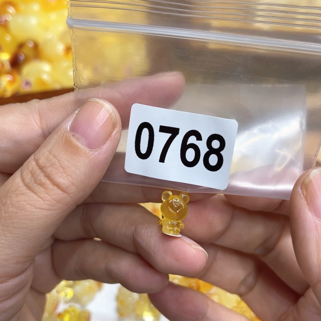 琥珀未镶嵌珠宝奇石