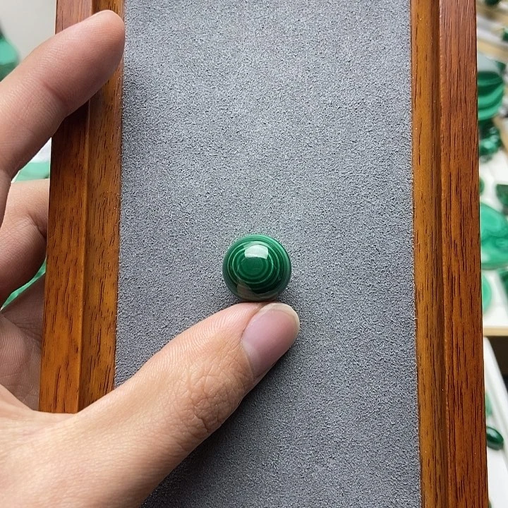 孔雀石裸石未镶嵌A****w