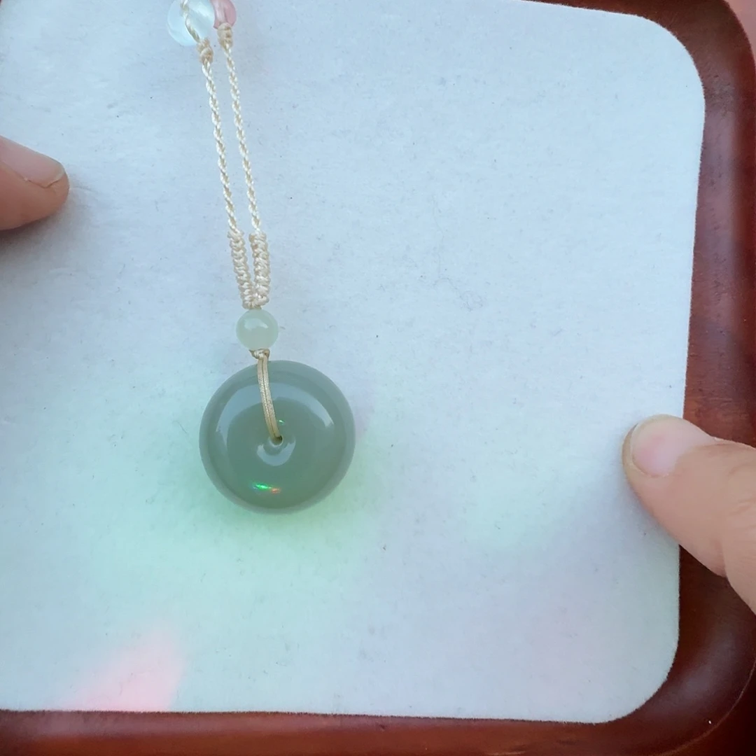 和田玉未镶嵌耳饰