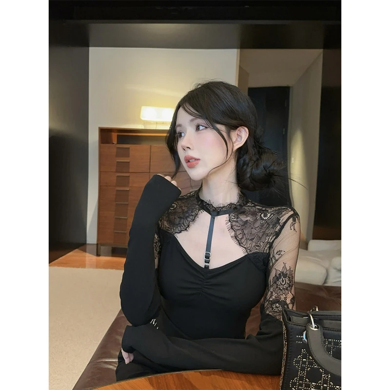 设计感小众蕾丝拼接镂空露背长袖T恤女纯欲辣妹修身显瘦短款上衣