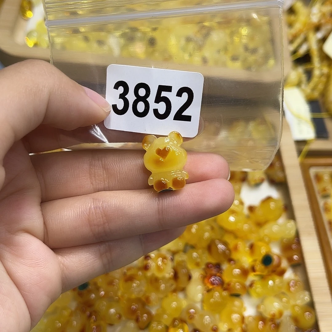 琥珀未镶嵌珠宝奇石