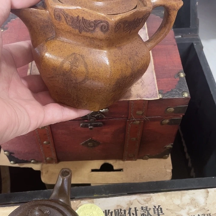 紫砂茶壶紫砂壶大家都知道喜欢紫砂