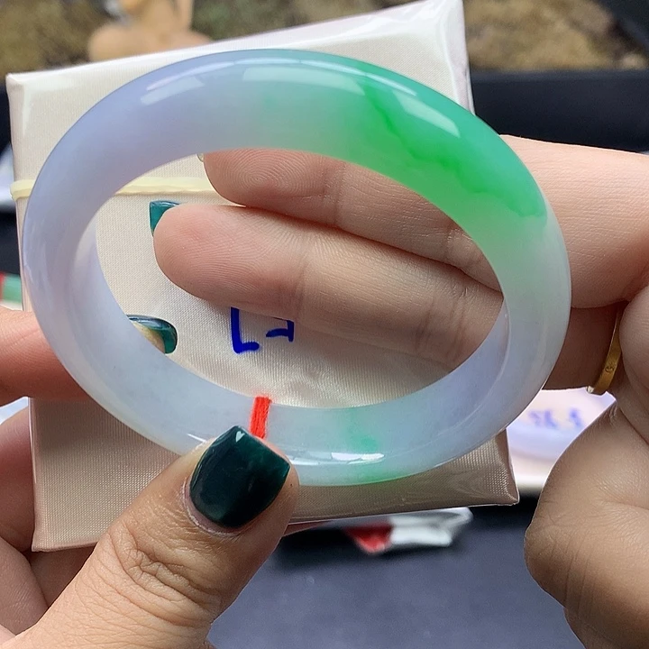 翡翠未镶嵌手镯23号