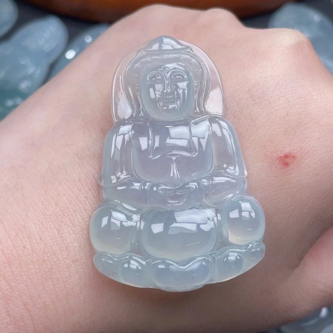 翡翠未镶嵌颈饰观音