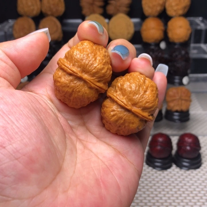 橄榄核吊坠10虎头蛙