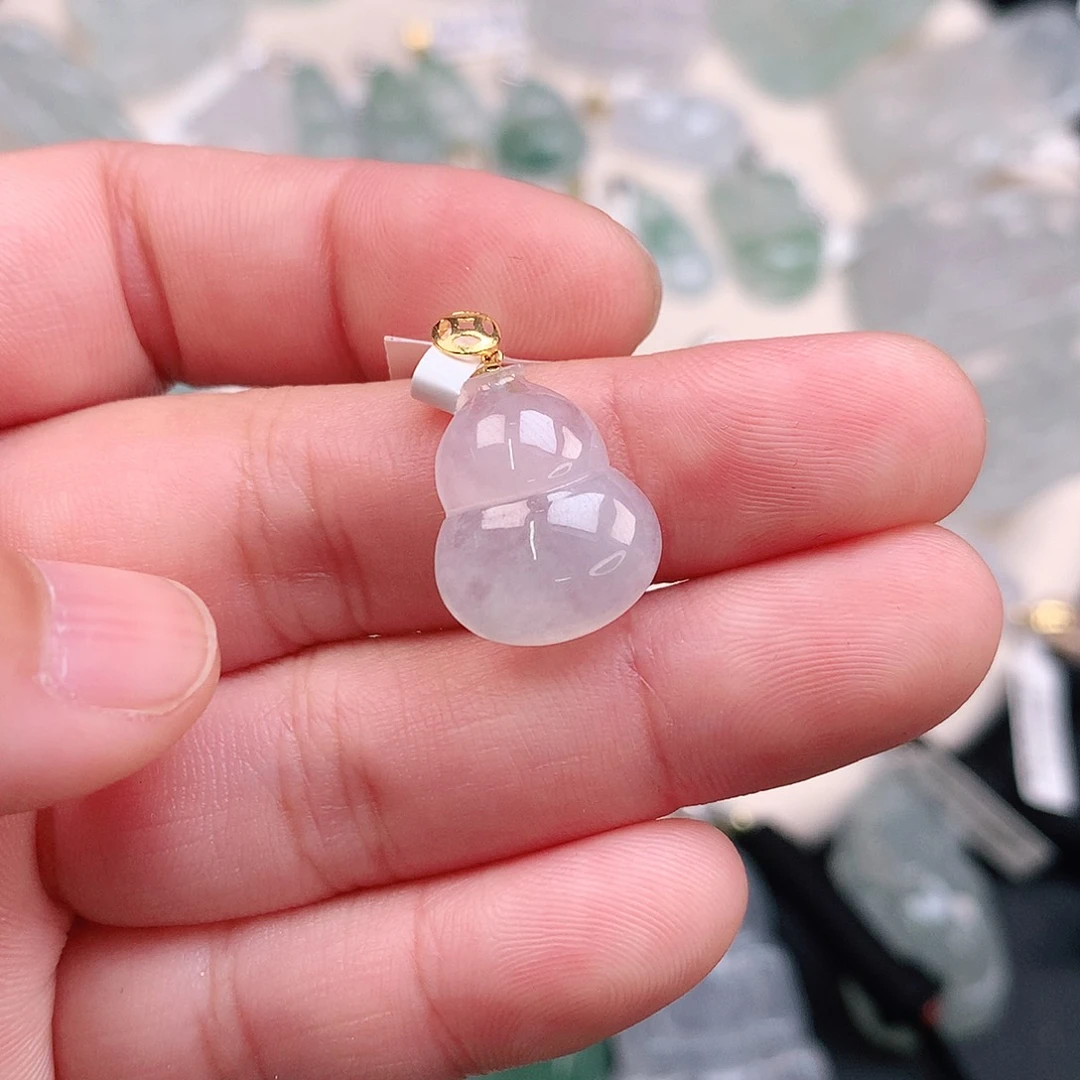 翡翠颈饰18K金镶嵌冰胶葫芦