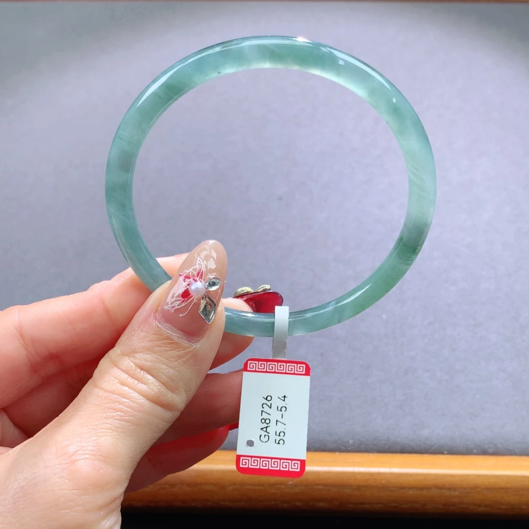 翡翠手镯未镶嵌天然翡翠手镯叮当镯