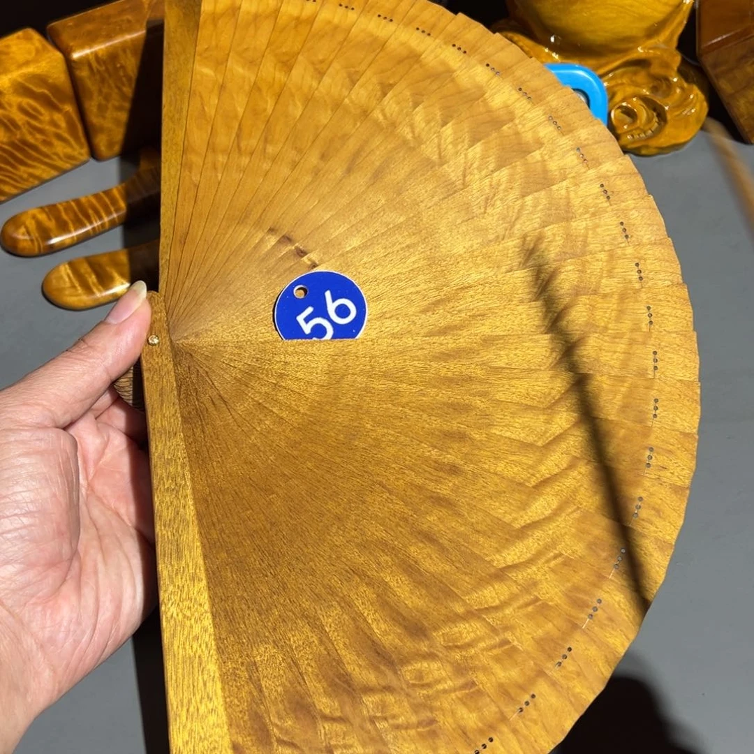 金丝楠中****心金丝楠木金丝楠木