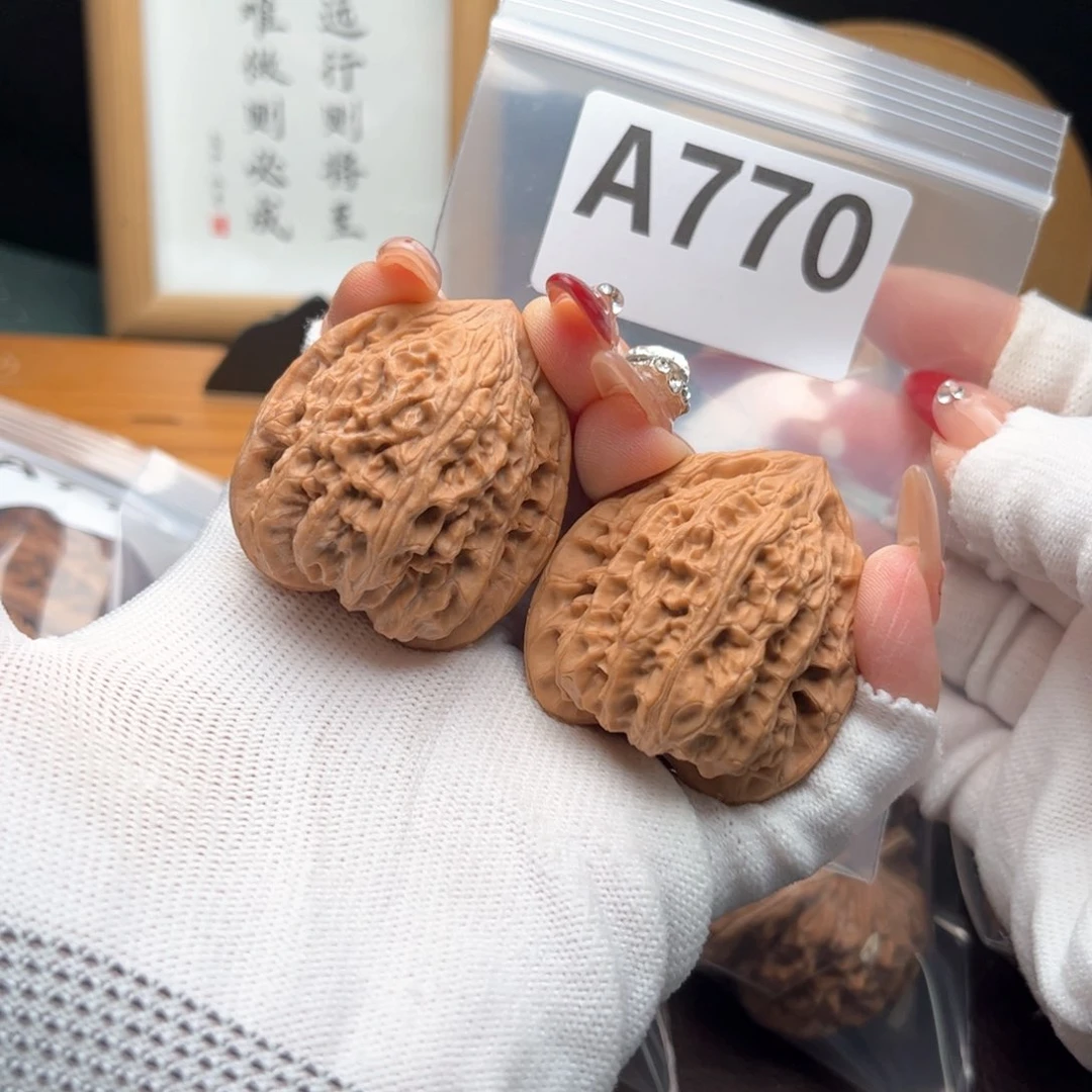 文玩核桃把件40野鸡a 770