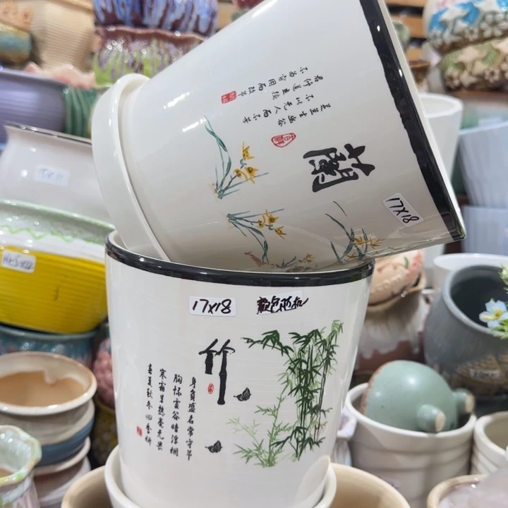 凑9块包邮，有孔，陶瓷花盆