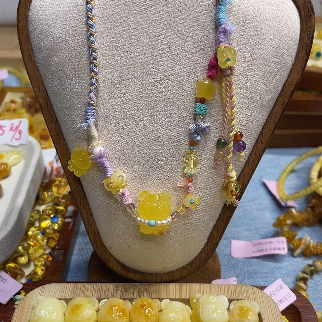 琥珀未镶嵌珠宝奇石