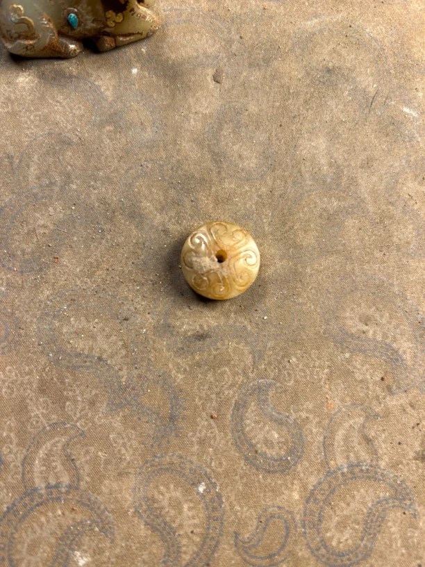 和田玉小纽扣白玉