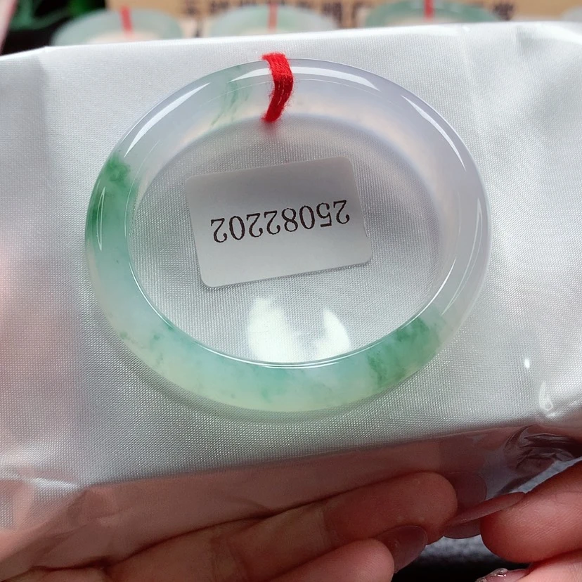 【闪购商品】未镶嵌手镯（贵妃镯）翡翠天然A货翡翠手镯，108号